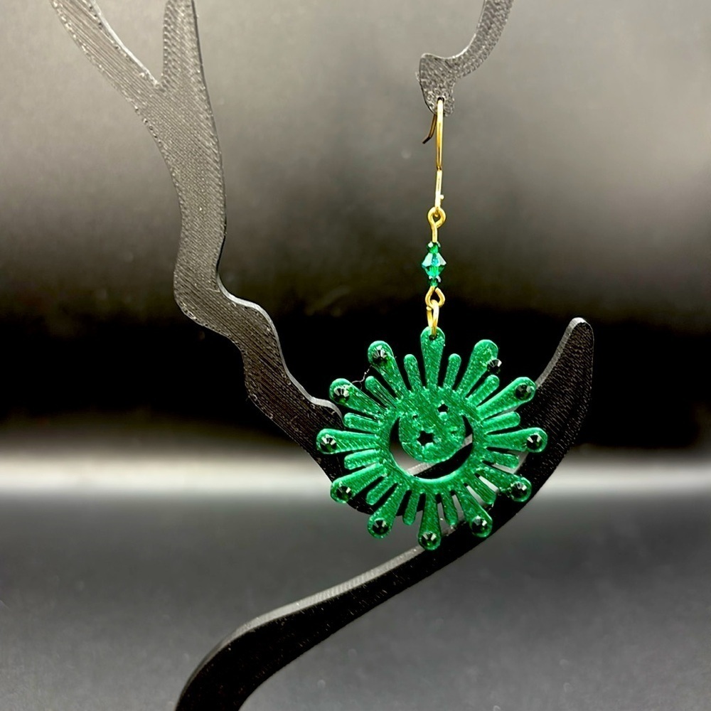 Green Sunburst Earrings - Picture 5 of 6